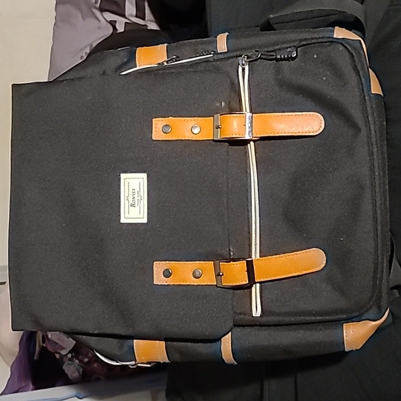 Backpack - Picture 1 of 8